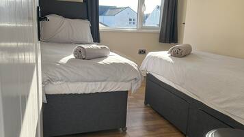 3 bedrooms, iron/ironing board, travel crib, free WiFi