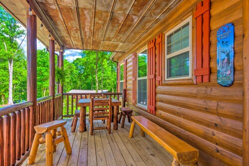 50-Acre Farm w/ Fishing Pond! Cabin in Brownsville