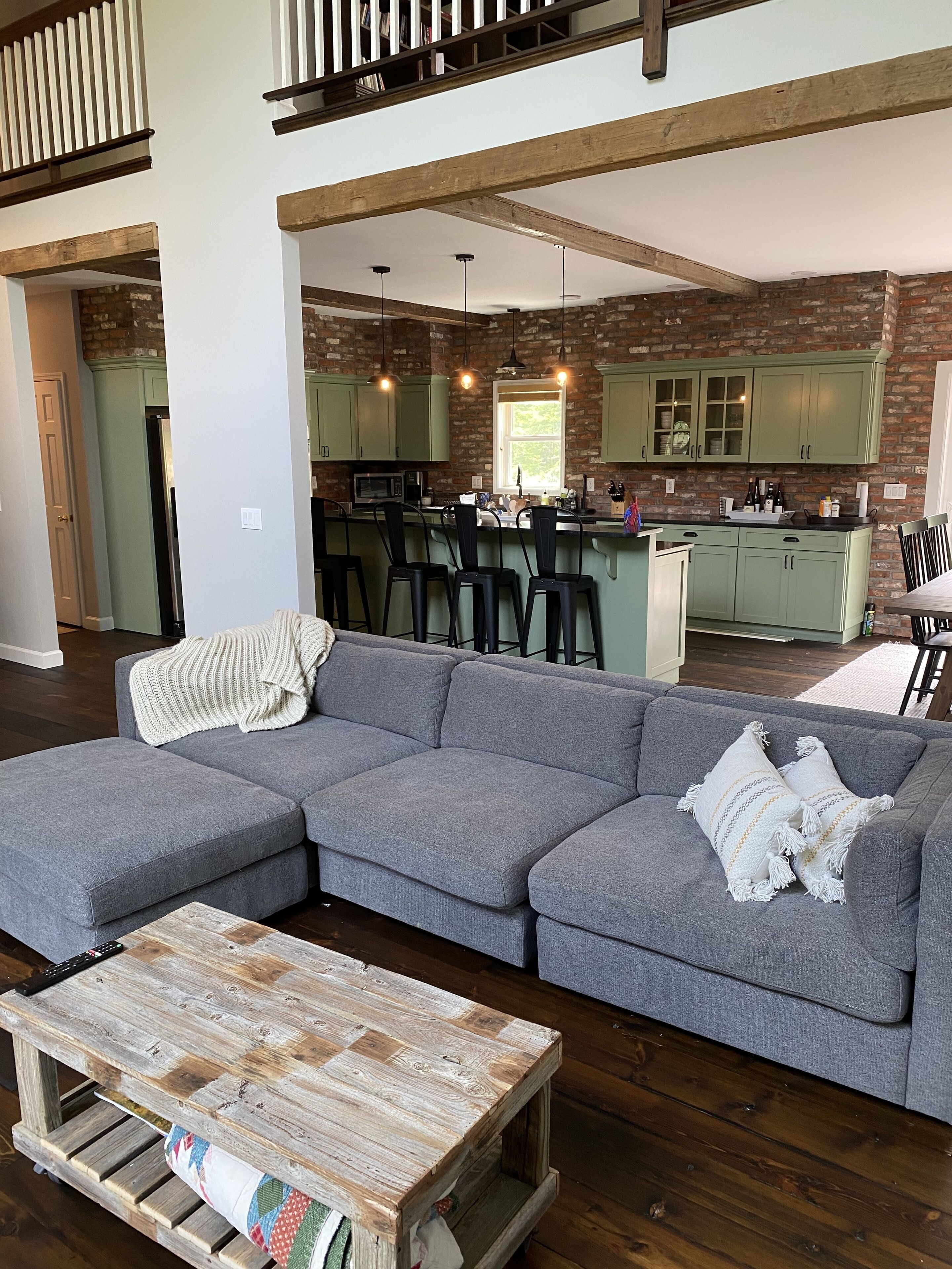 Serene and spacious mountain escape - perfect for families