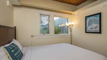 2 chambres, fer et planche Ă repasser, Wi-Fi gratuit, draps fournis