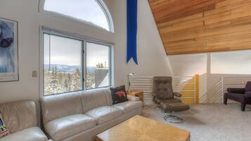 Televisor i llar de foc