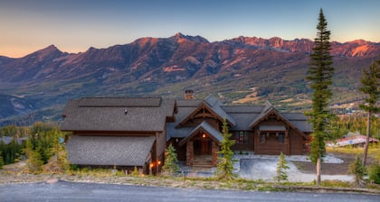 Luxury Ski in/Ski Out home in Big Sky with private hot tub & epic views.