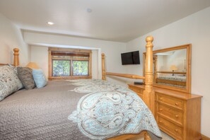 3 chambres, fer et planche à repasser, Wi-Fi gratuit, draps fournis