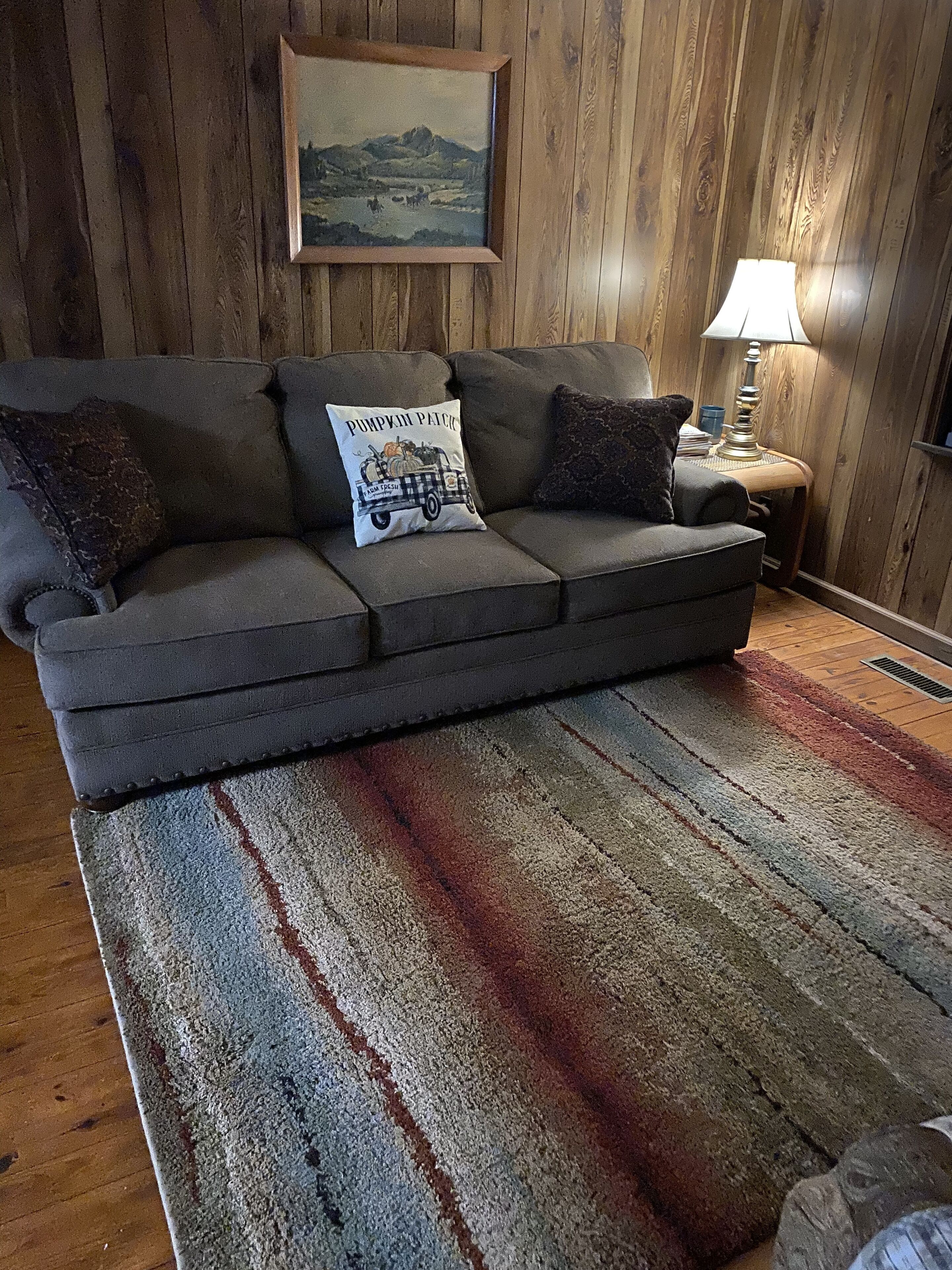 Country Cottage across the road from Weiss Lake- “Dandelion Cottage”