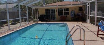 Charming 2BR house with a Swimming Pool and a Garden.