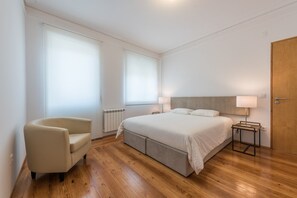 3 bedrooms, desk, Internet, bed sheets - GuestReady - Chic wooden retreat in Porto (Porto)