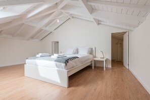 1 bedroom, iron/ironing board, Internet, bed sheets - GuestReady - Clerigos-Virtudes Apartments (Porto)