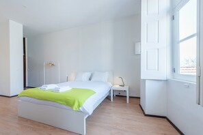 1 bedroom, iron/ironing board, Internet, bed sheets