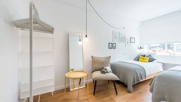 2 slaapkamers, een bureau, gratis internet, beddengoed