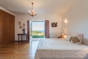 4 bedrooms, desk, internet, bed sheets - GuestReady -  Cabanelas Beach & Pool (Caminha)