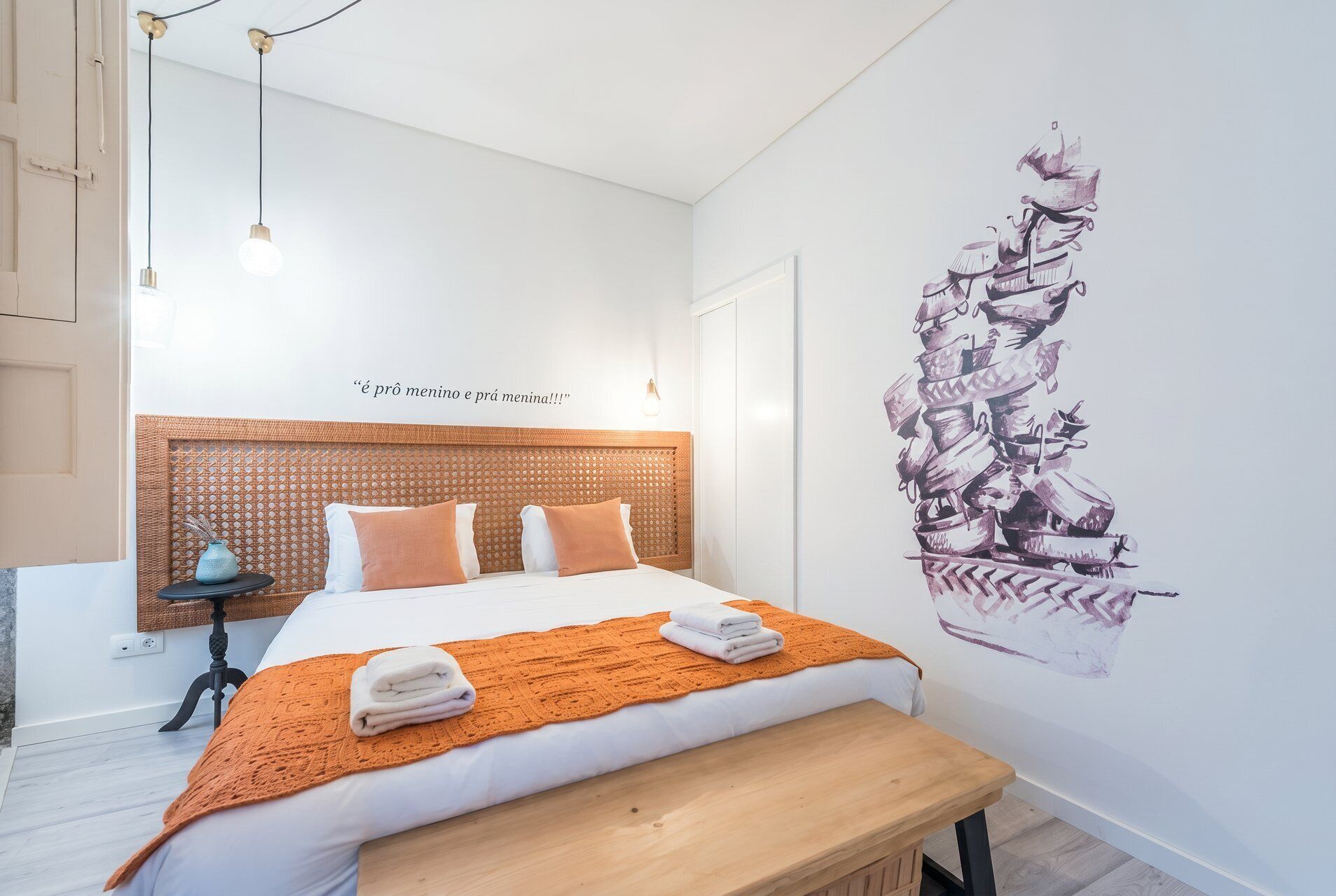 1 bedroom, internet, bed sheets