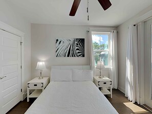 4 habitaciones, tabla de planchar con plancha, wifi y ropa de cama 