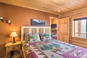 2 habitaciones, cuna de viaje, acceso a internet y ropa de cama 