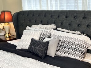 3 bedrooms, in-room safe, iron/ironing board, free WiFi