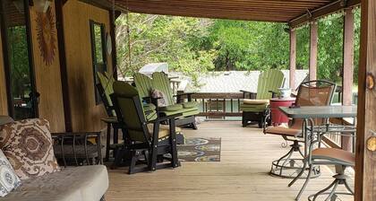 Buncombe Creek Short Resorts at Lake Texoma. Kingston , OK.