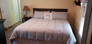 2 bedrooms, WiFi, bed sheets
