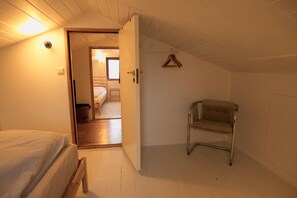 4 chambres, fer et planche à repasser, lit parapluie, Wi-Fi gratuit