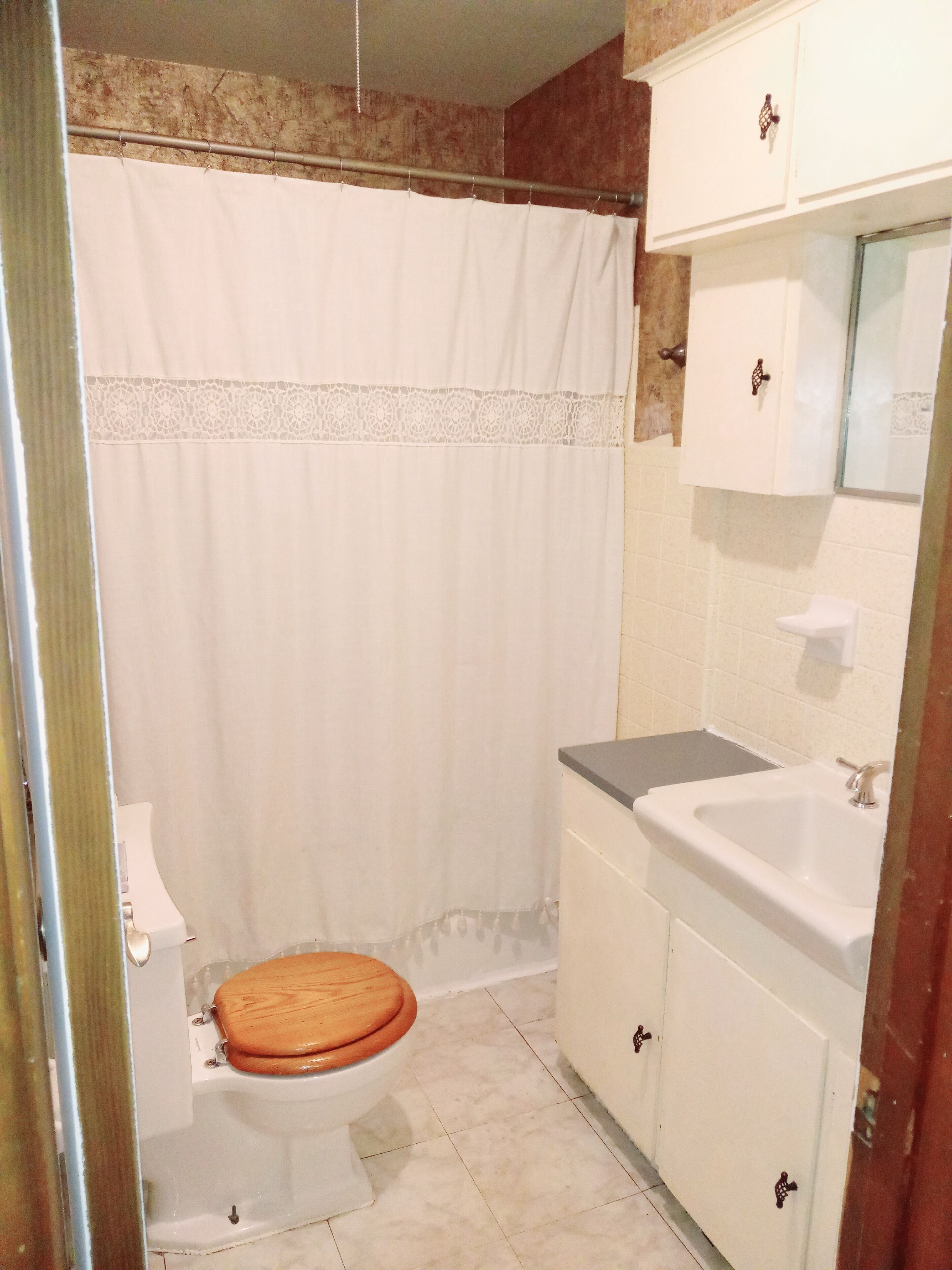 The Franklin Ranch Hunter's Cabin - Pet Friendly Ranch Cabin