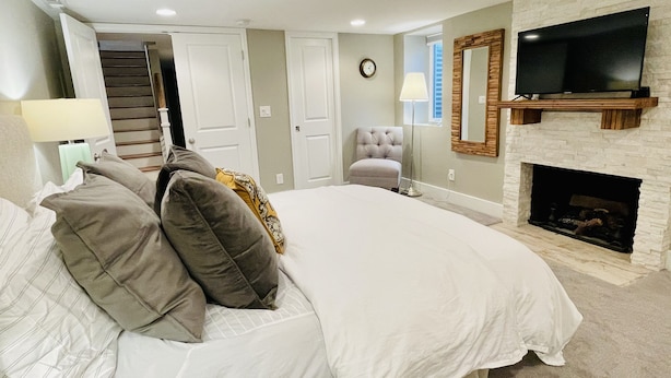 Unclassified image, 1 of 14, button - Beautifully Remodeled Master Suite with private entrance (Denver)