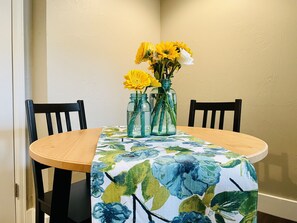 Dining - Beautifully Remodeled Master Suite with private entrance (Denver)