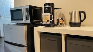 Unclassified image, 2 of 14, button - Beautifully Remodeled Master Suite with private entrance (Denver)