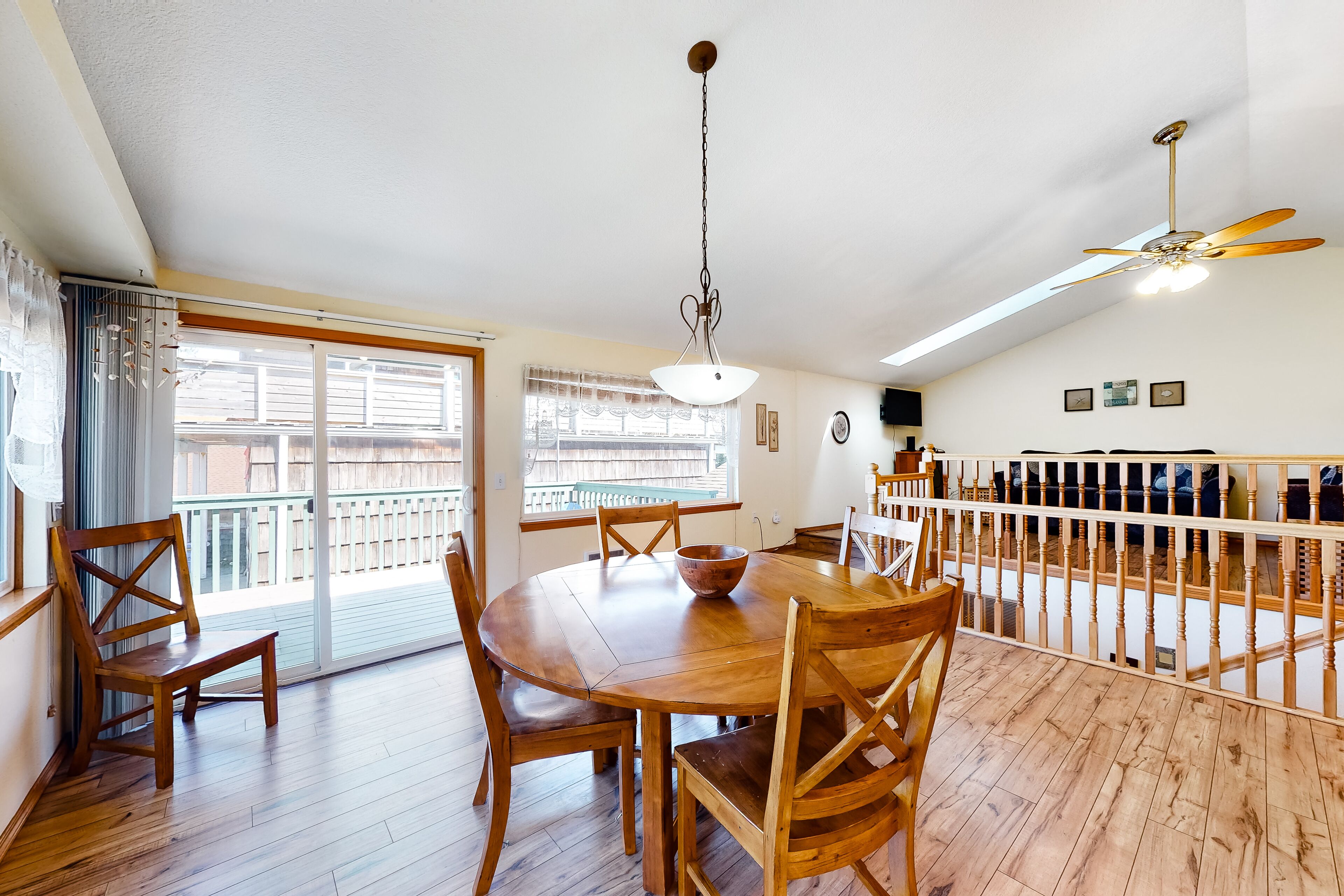 Family-Friendly Coastal Home w/ Free WiFi, Washer/Dryer, & Easy Beach Access