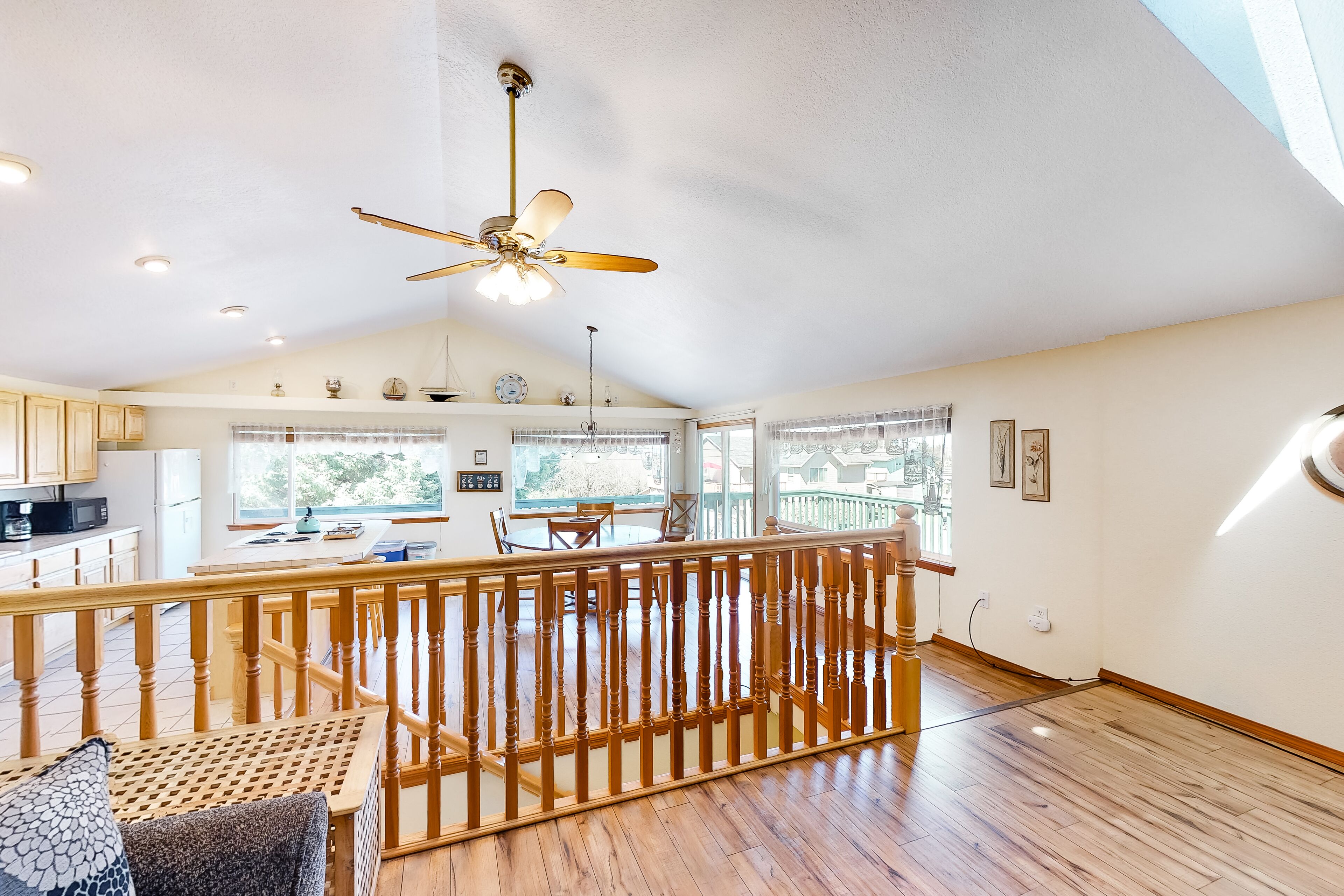 Family-Friendly Coastal Home w/ Free WiFi, Washer/Dryer, & Easy Beach Access