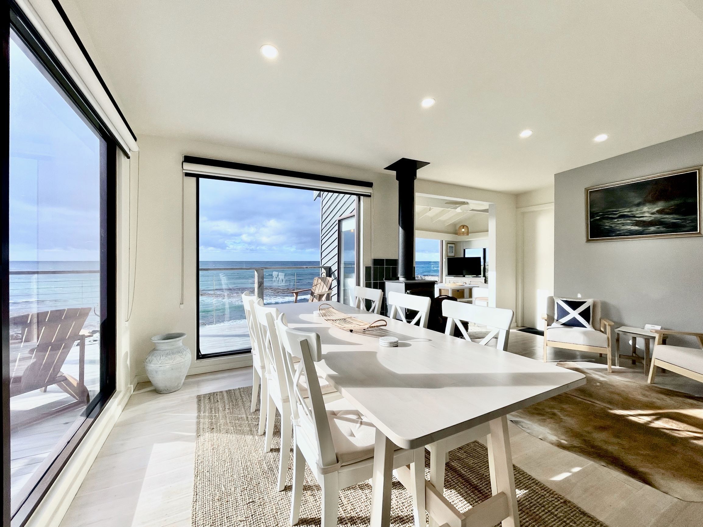 The Mariner • Absolute Oceanfront Experience •  — image 10