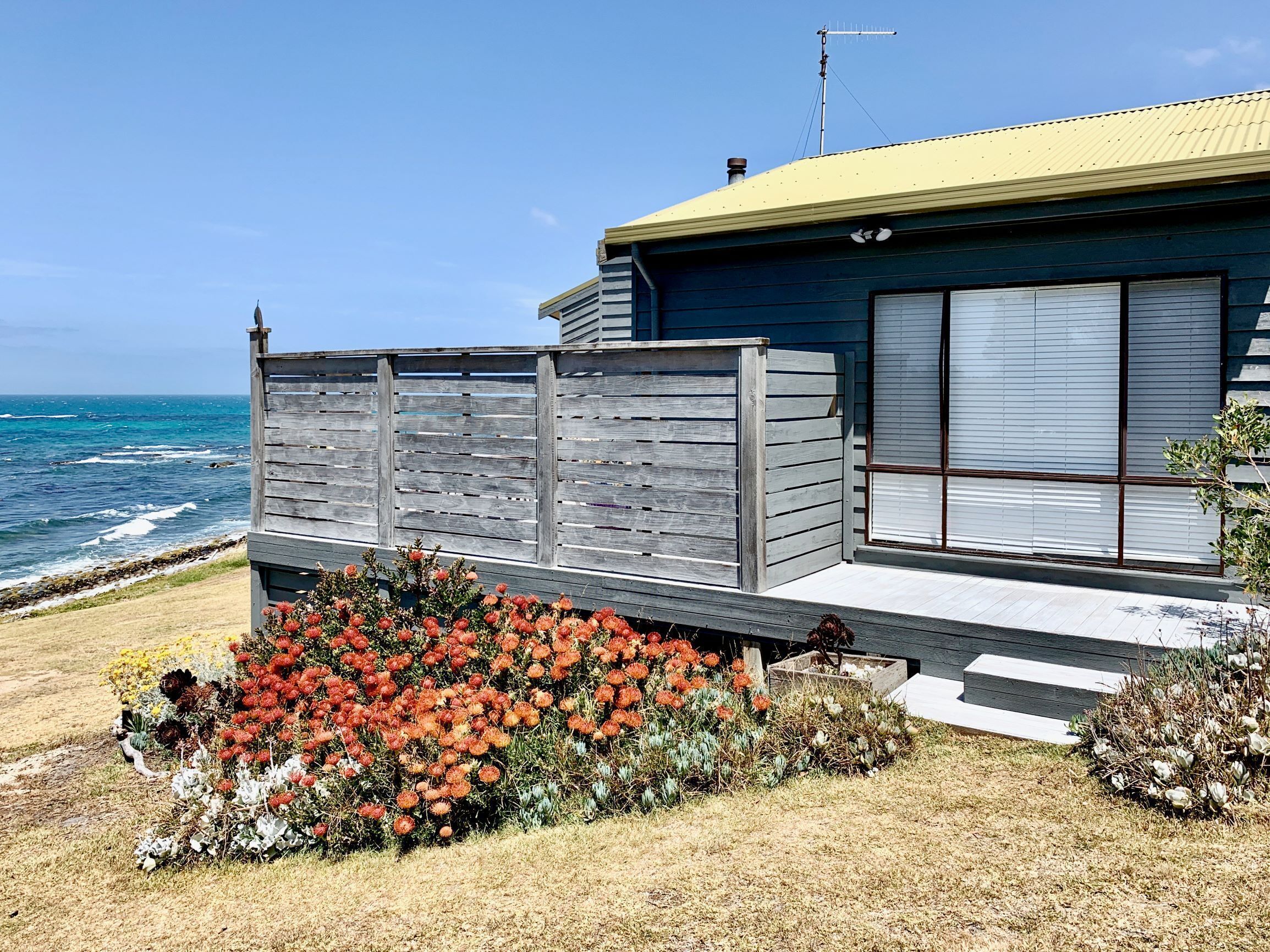 The Mariner • Absolute Oceanfront Experience •  — image 3