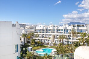 Pool - Marbella pool House PH77 on sea shore, Marbella, Spain (Marbella)