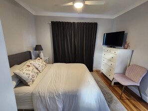 1 Schlafzimmer, Bügeleisen/Bügelbrett, kostenloses WLAN, Bettwäsche