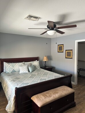 3 bedrooms, free WiFi, bed sheets