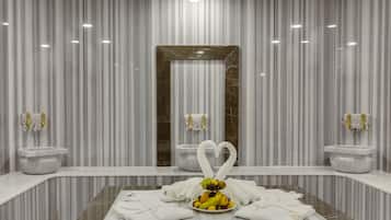 Behandlingsrom for par, boblebad, dampbad og tyrkisk bad/hamam