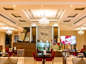 Lobby lounge -  Asma Hotel (Dubai)