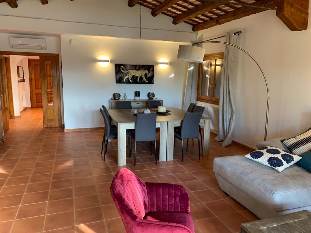 Villa de 325m2 Avec Piscine Chauffée Située Dans un Golf Privé et Sécurisé