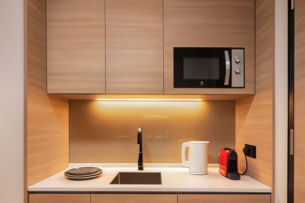 Cuisine privée | Cafetière/bouilloire, bouilloire électrique, nécessaire de nettoyage