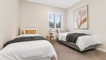 4 chambres, fer et planche Ă  repasser, lit parapluie, Wi-Fi gratuit