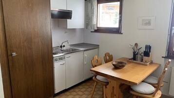Apartemen (1 Bedroom) | Dapur pribadi
