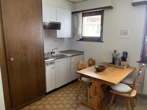 Apartment (1 Bedroom) | Private kitchen