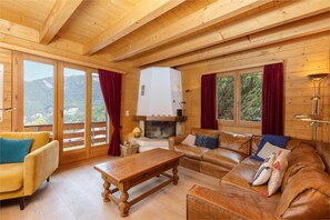 Chalet (3 Bedrooms) | Denah