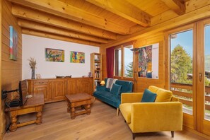 Chalet (3 Bedrooms) | Plano