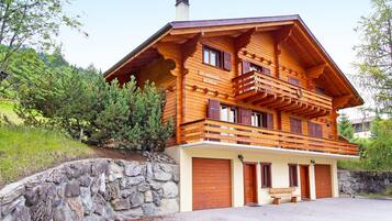 Chalet (3 Bedrooms) | Denah