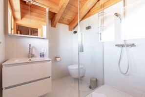 Chalet (3 Bedrooms) | Denah