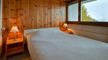 Lägenhet (2 Bedrooms) | 2 sovrum, unika möbler och gratis wi-fi