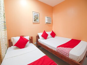 Free WiFi, bed sheets