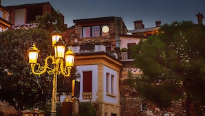 Exterior - 1881 Luxury Suites (Verona)