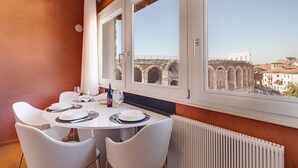 Luxury Apartment | City view - 1881 Luxury Suites (Verona)