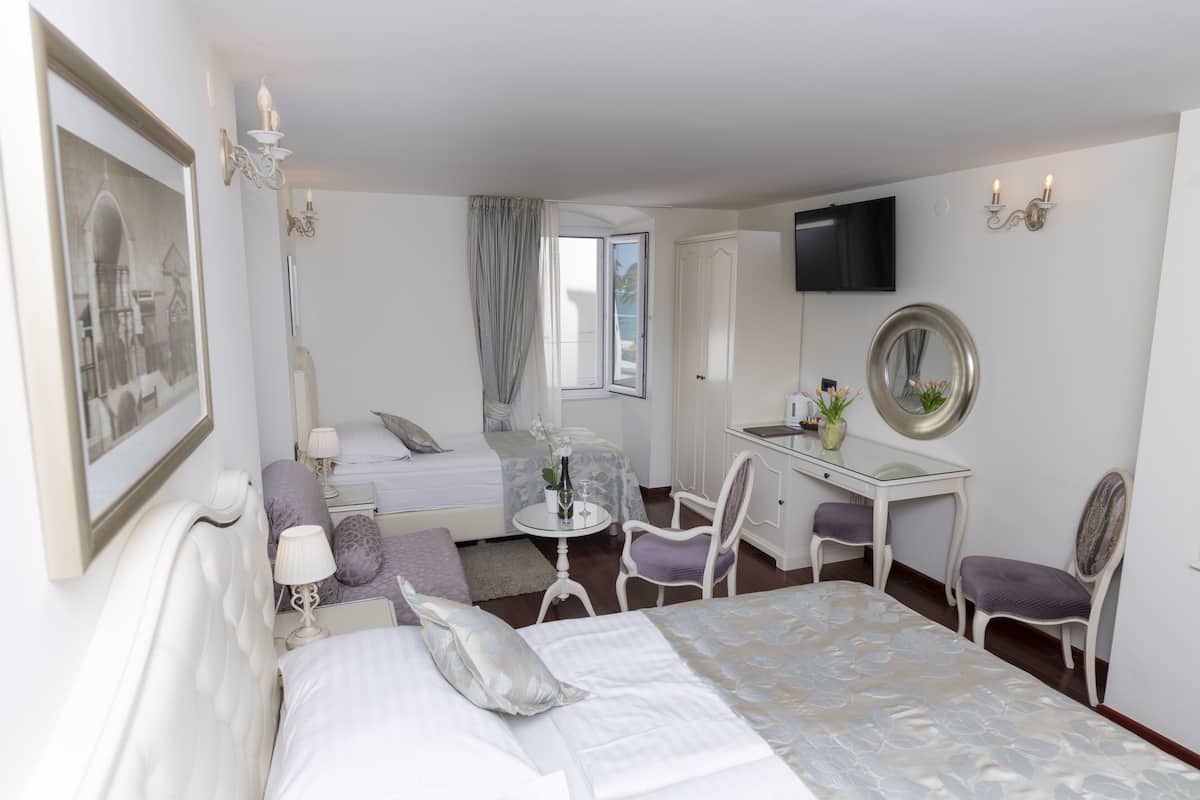 Deluxe Triple Room, Sea View