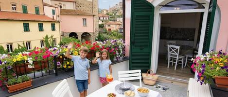 شقة | شرفة/رواق