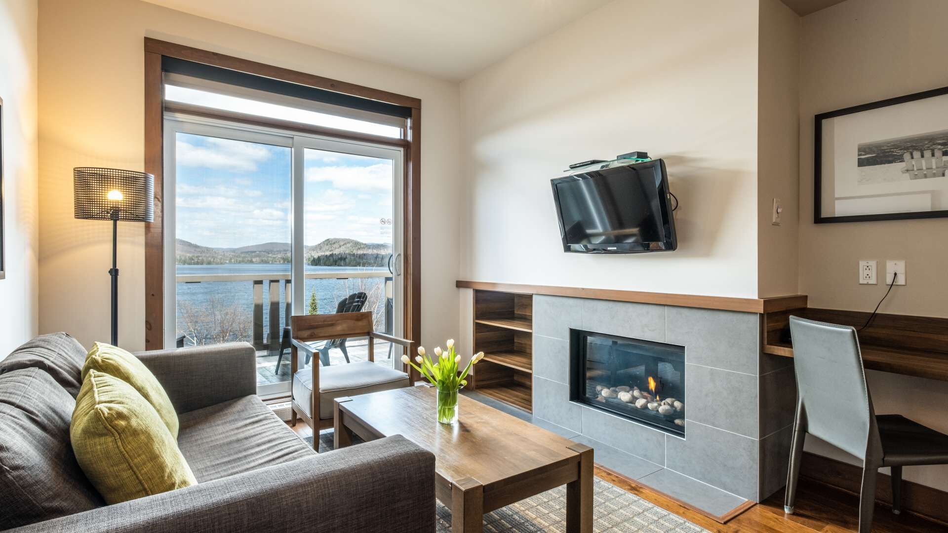 Suites-sur-Lac 2-Bedroom Suite